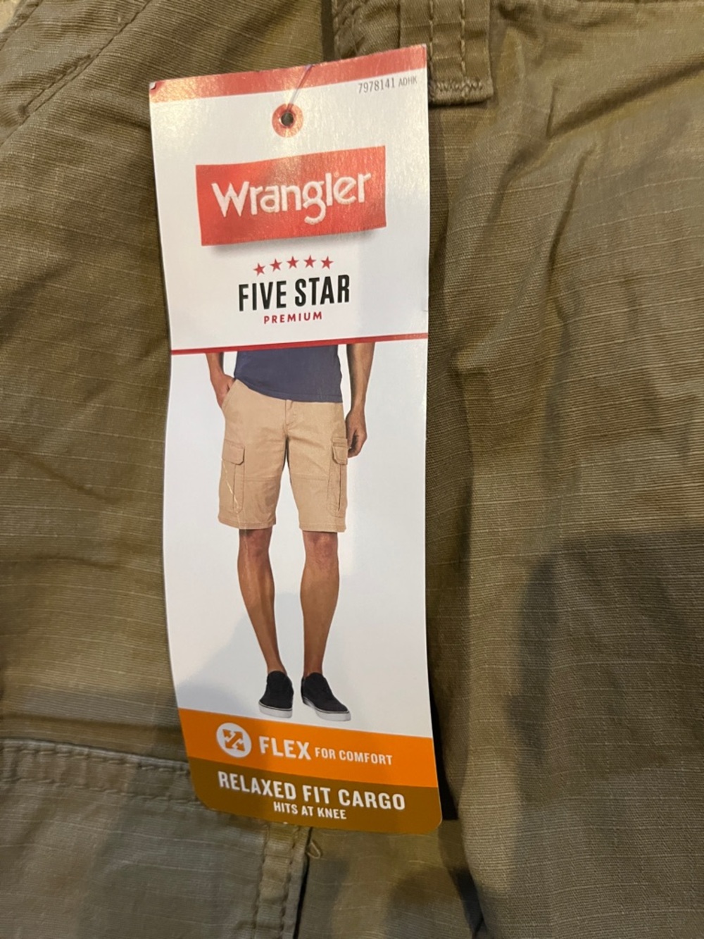 Shorts cargo mens new waist 46”Wrangler Five Star relaxed fit Khaki/Tan
